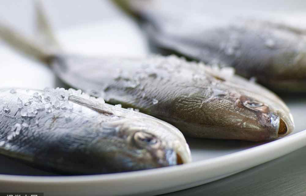 鲳鱼的营养价值 鲳鱼的味道鲜嫩经常吃，但是为了身体健康，应了解一下它的营养价值及禁忌