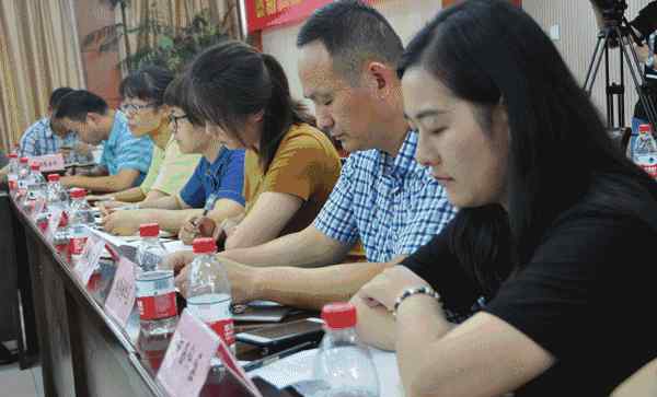 丁兰街道 聚焦！丁兰街道召开2018年半年度重点工作推进会
