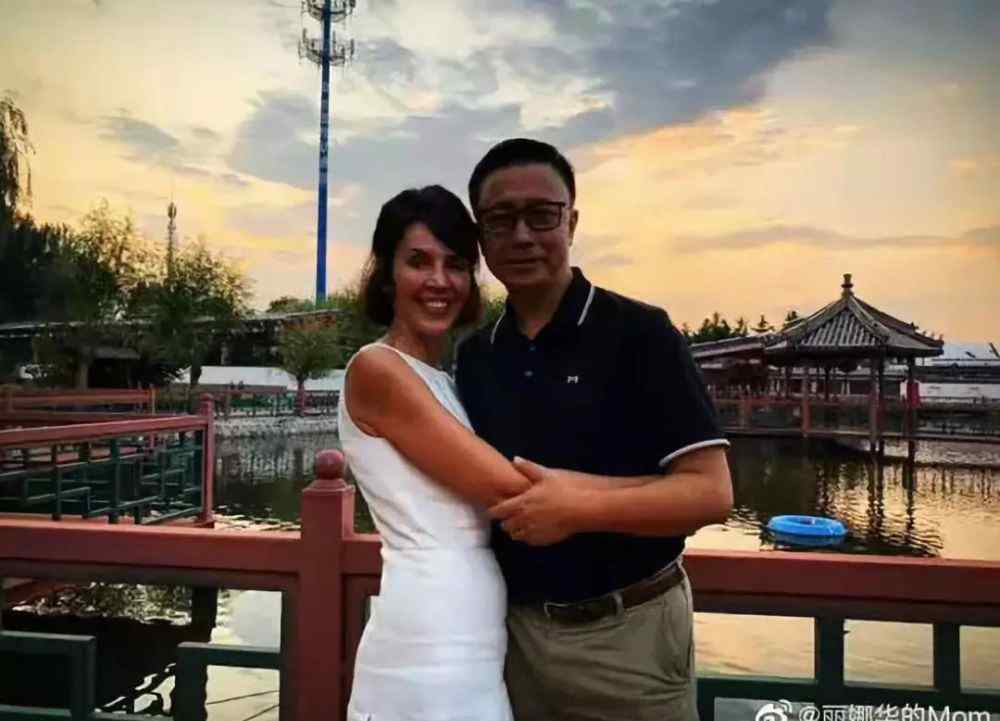 丽娜华 别骂李阳前妻了，她是家暴受害者而非助拳者