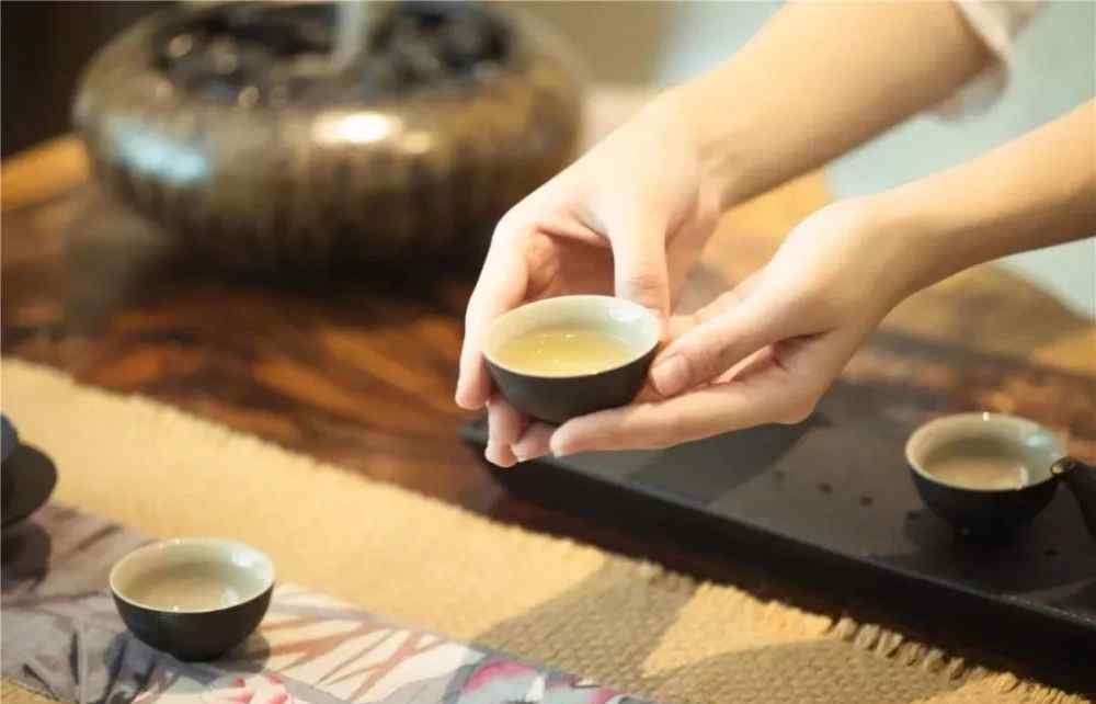 农药茶 农药茶，冒牌茶，做旧茶，你买到过吗？带你了解真相