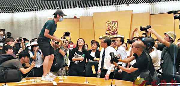 香港为什么会乱 为什么我的学生竟然会这样？如何理解香港乱局的表象与本质
