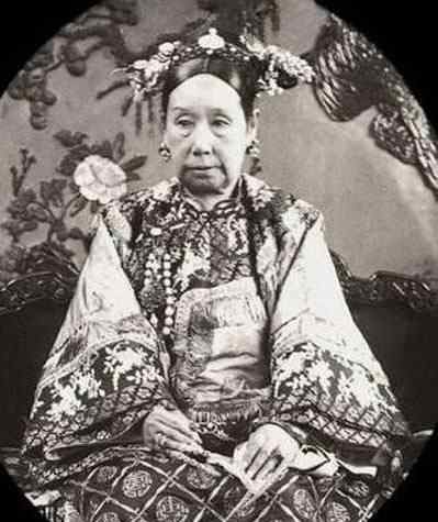 慈禧的传奇一生 慈禧一个充满传奇色彩的封建女人