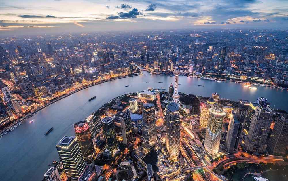 黄浦江旅游 来上海旅游，黄浦江是必看的景点，如果一日游能看到什么景色呢？