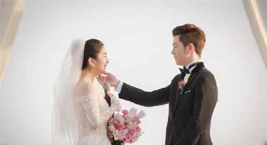 王栎鑫和吴雅婷差几岁 王栎鑫老婆是谁 王栎鑫老婆是吴雅婷富二代吗