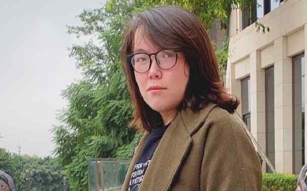 浪味仙是男是女 浪胃仙到底是男是女？看清他十八岁的照片，原来我们被骗了这么久