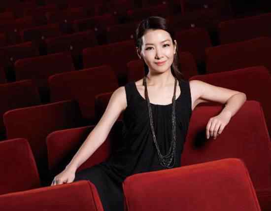 胡军妻子卢芳 胡军老婆卢芳个人资料微博照片