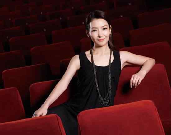 卢芳生个人资料简介 胡军老婆卢芳个人资料微博照片