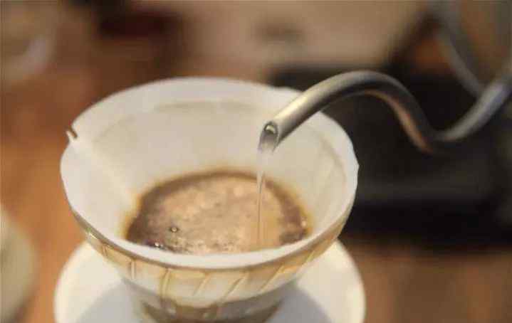 咖啡豆磨完是煮还是冲 为什么单品咖啡要用手冲方式冲煮？