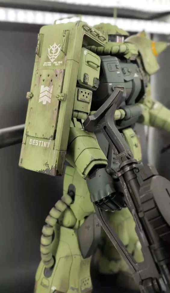 dooson 1/48大扎古细节改造＋涂装战损
