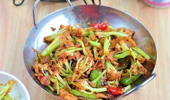有机菜花怎么炒好吃 干锅有机花菜做法，简单好做特别好吃！