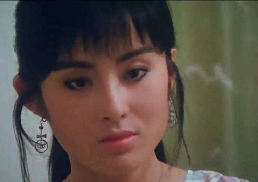 上海移花宫 还记得1993年《倚天屠龙记》的赵敏吗？投资失败后，如今这样了
