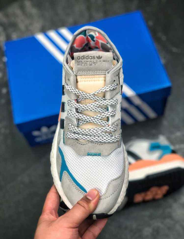 jogger 阿迪Nite Jogger细节测评：“踩屎感”十足，确定不入手？
