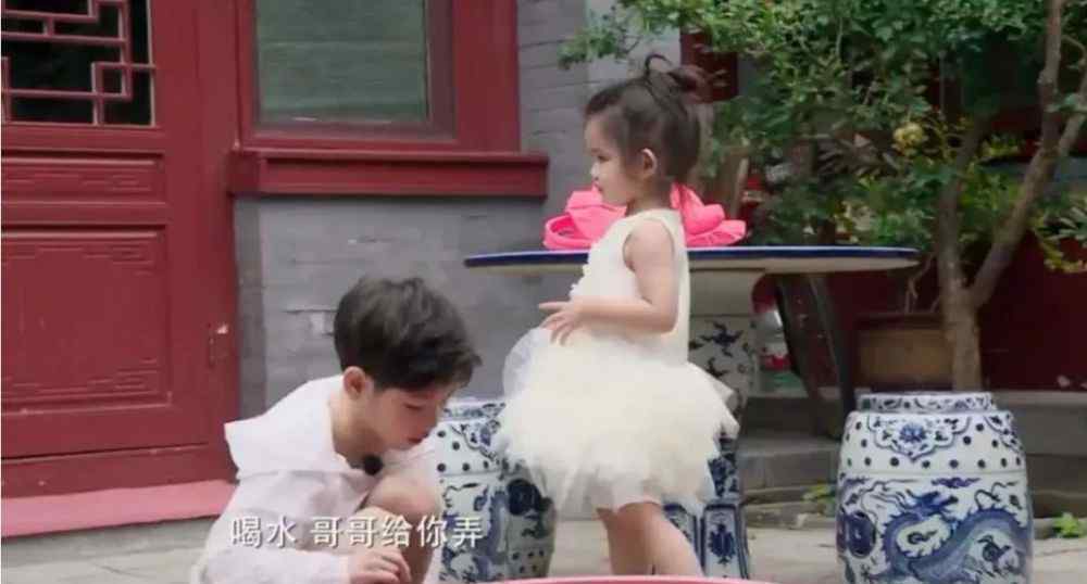 杨烁儿子 当杨烁的儿子，太！太！太！难了