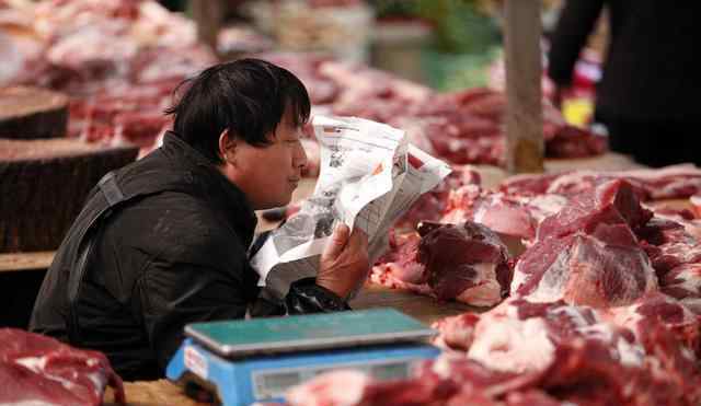 五花肉零售价格今日价 猪肉价格直跌，瘦肉28.5元、五花肉24.5元，你们那降价了吗
