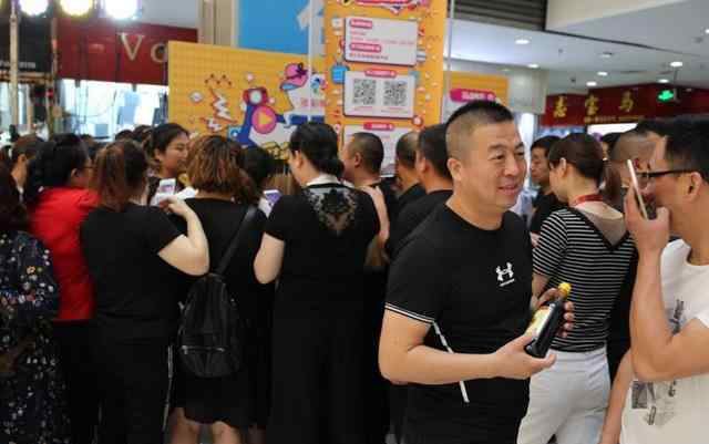 西安多彩商城 西安多彩商城打造网上商铺助力商户直播带货