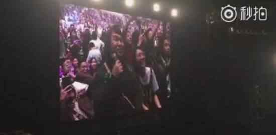 周杰伦跨时代演唱会 周杰伦演唱会歌迷点蔡依林的歌