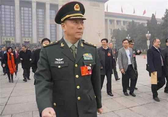 石家庄金伯帆 秦卫江是谁 秦卫江砸店事件是真是假文章配图