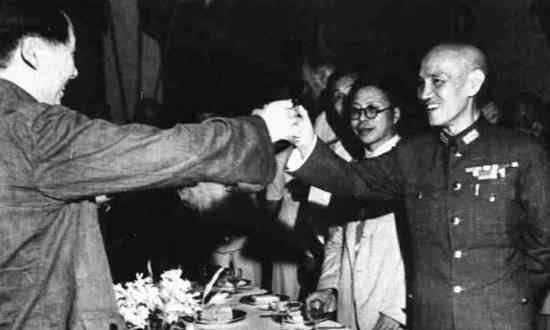 决战东北 解放战争时期，国共第一次大型较量，为何默契决定在东北决战？