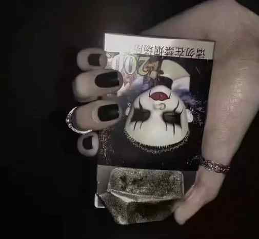 swollen “直戳泪点”的英文个性说说：错过我，你到底是为了遇见谁……