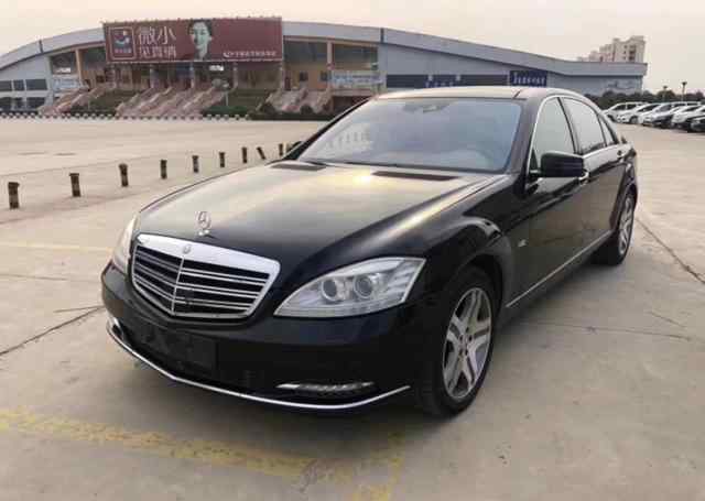 s600v12 11年奔驰S600，V12发动机，值得收藏