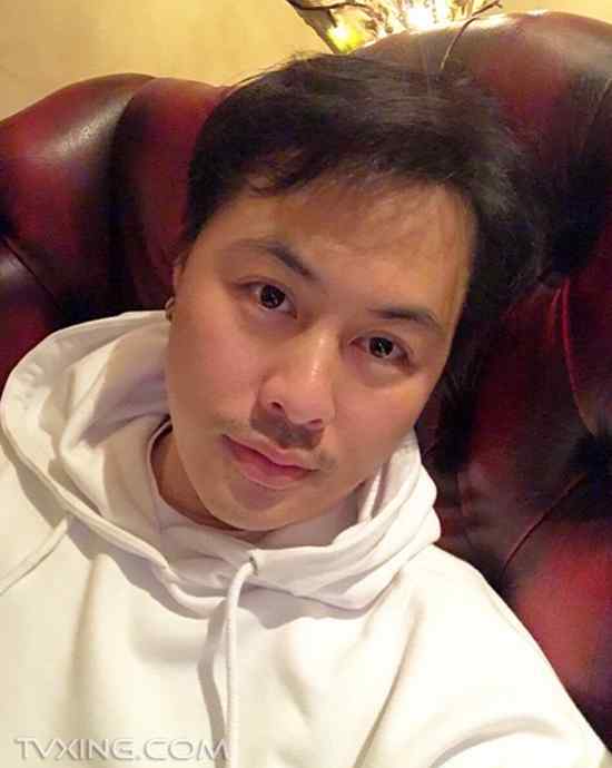 卜柯文作品 卜柯文是哪里人个人资料 范冰冰“仙鹤装”出自他之手