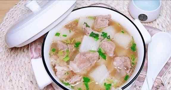 羊肉炖什么好吃 羊肉怎么炖才有味呢？厨师长教你技巧，做出来特别美味有营养