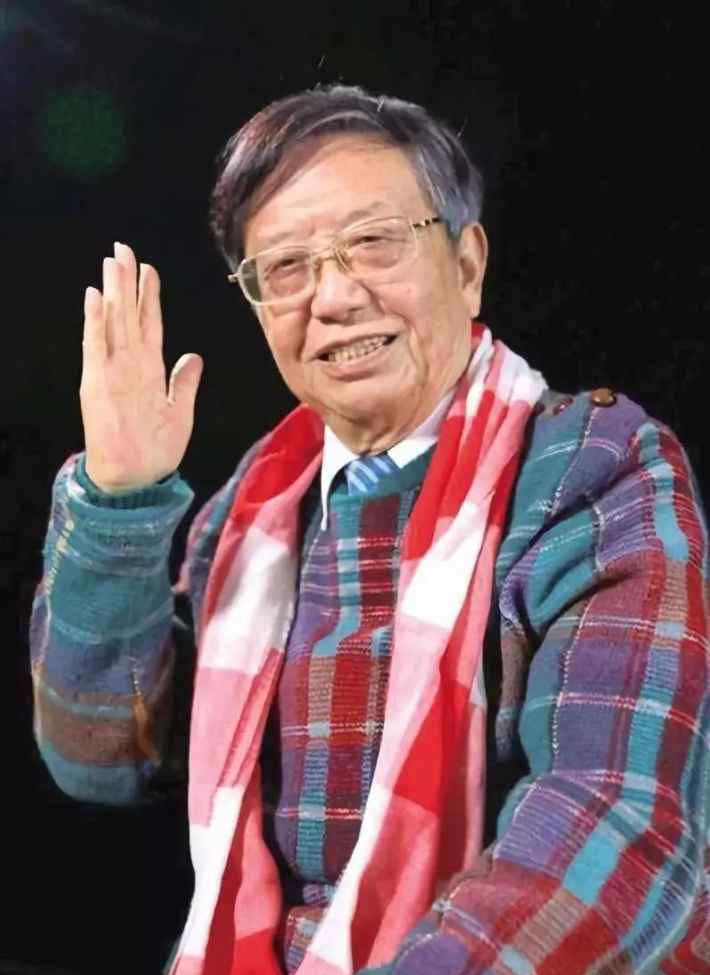 穿越剧剧本 他35年前就写了穿越剧