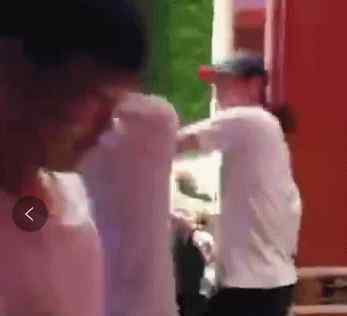 比亚迪老板两个老婆 中超大恶人秦升，生活中却是个好人？自己节俭开比亚迪，妻子却开豪车