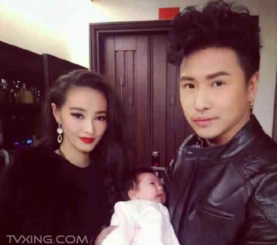 郑云灿微博 欧弟二胎得女晒合照 欧汉声老婆郑云灿资料背景