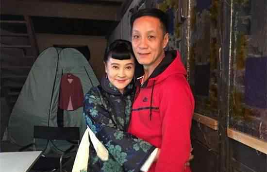 冯远征梁丹妮 冯远征和老婆梁丹妮近照