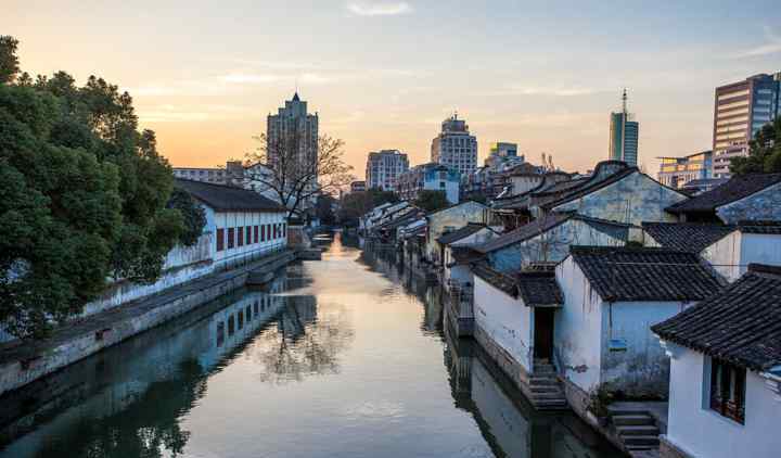 浙江的省会是哪个城市 浙江十大城市面积排行榜，省会：杭州排名第二，嘉兴垫底排名第十