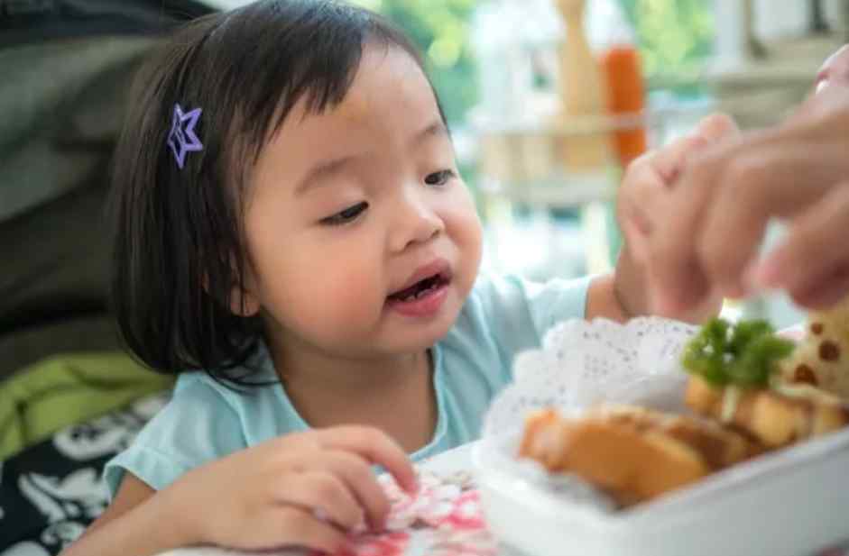 小儿食欲不振 小儿食欲不振，厌食是怎样引起的？4种不同类型4种办法解决
