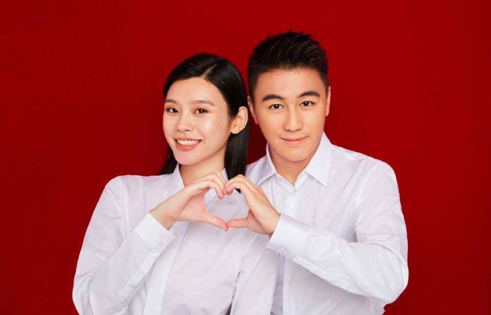 家产23 何猷君深夜发文“怼”网友，称赌王家产早就分完，他不缺钱花
