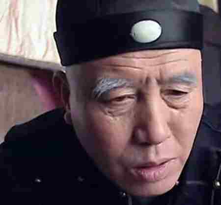 安德海和李莲英 李莲英怎么死的 墓中只见头颅和长辫子
