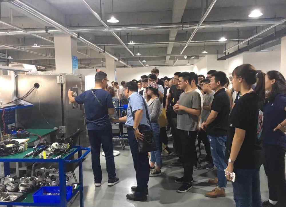 聚高校 福瑞德测控聚企业之需，聚高校之智，加强校企合作，实现双赢