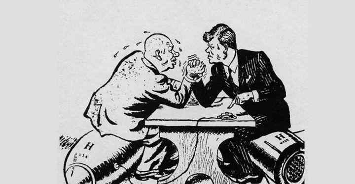 科拉超深钻孔 科拉超深钻孔挖到了12000多米，周边全是黄金，为何就不挖了？