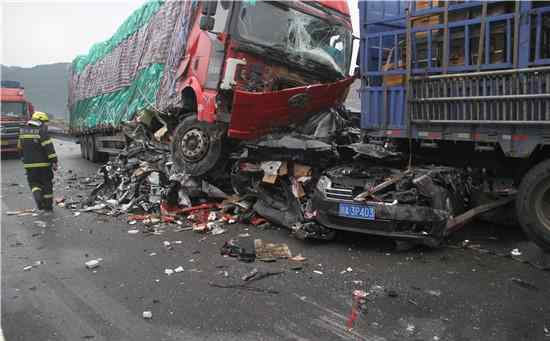 十大死亡高速 死亡高速魔鬼路段视频，中国十大危险魔鬼高速路段请绕行