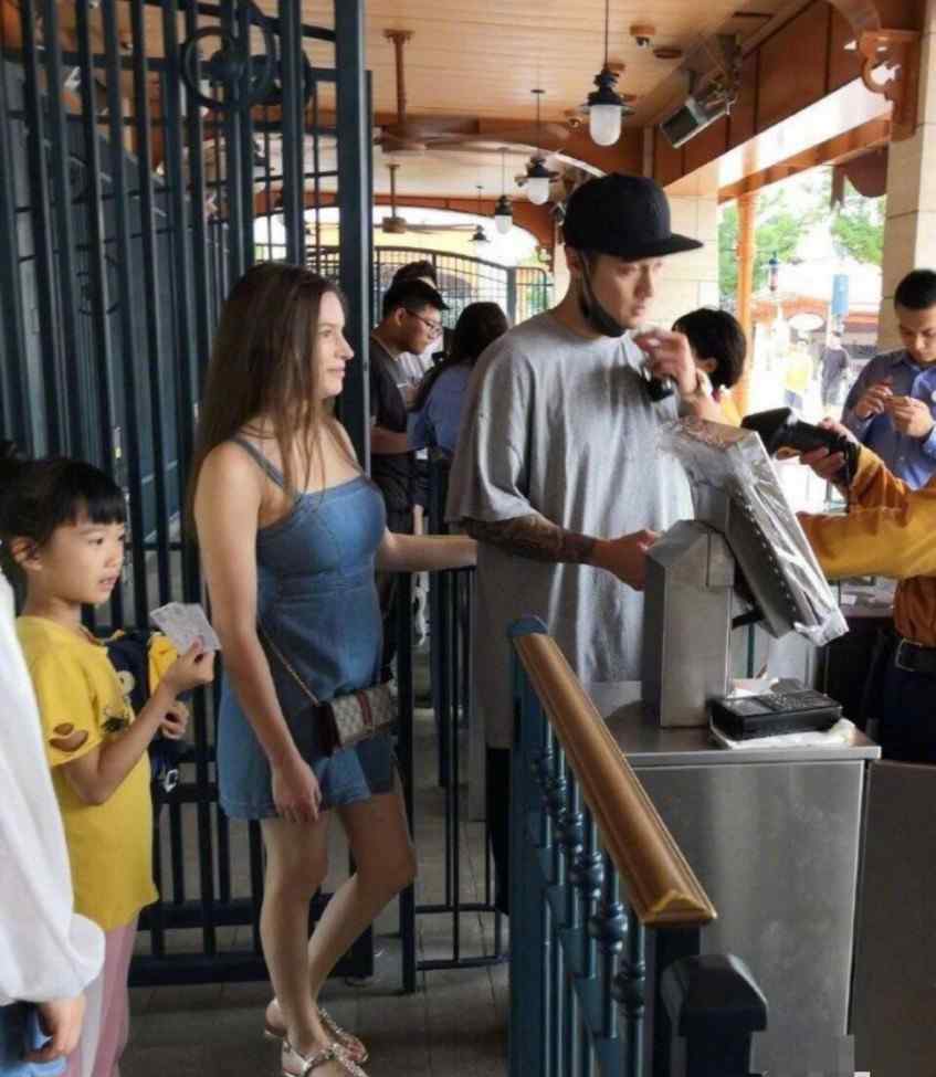 蒋劲夫家暴 蒋劲夫再度被曝家暴外籍女友，果然家暴只有0次和无数次！