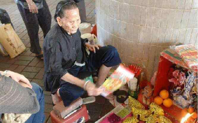 神婆子为什么啥也知道 民间仙婆真的会通灵吗，她们怎么知道那么多事