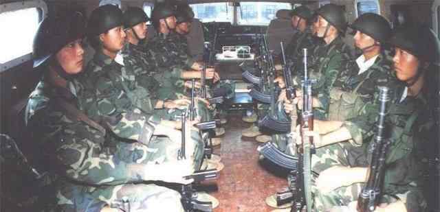 云南平远街缉毒战斗 1992年云南平远街缉毒事件：3000多名民警，81天剿灭854名罪犯