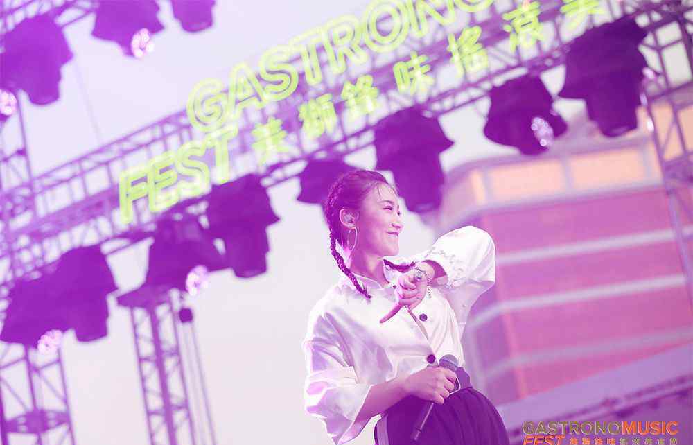 dj打碟危险性 39岁的谢霆锋，为什么活得这么快活？