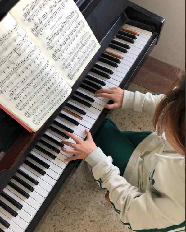 最难的钢琴曲 死亡华尔兹为什么无人能弹，它是世界上最难的钢琴曲吗？