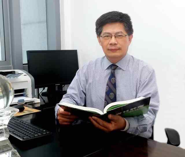 腰突锻炼半个月治好了 大咖有约：“腰突”保守治疗三个月无效果，要考虑手术