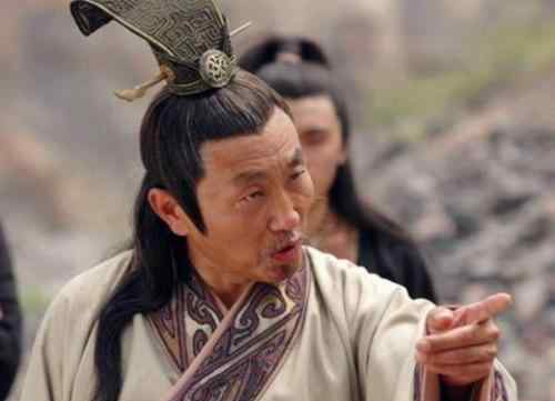 万仙来朝 从辈分来讲，有一个人在玉皇大帝之上，万仙都要前来朝拜！