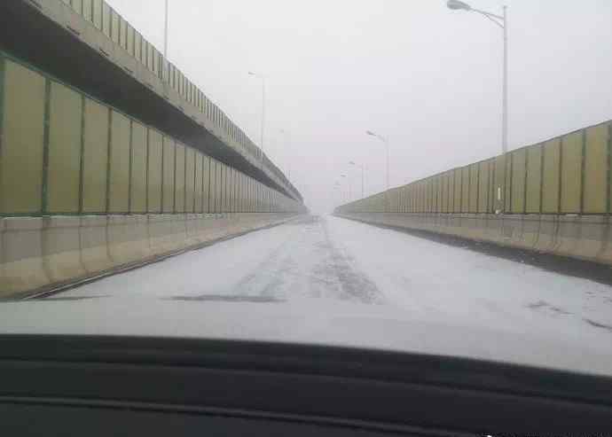 石家庄下雪 石家庄终于下雪了，一大波雪景图来袭！听说这场雪将持续到……