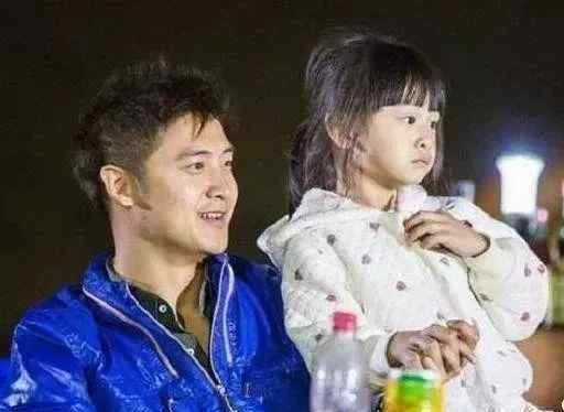 田亮是哪里人 田亮家坐拥一亿豪宅10套房产13家公司，其实真正会赚钱的是叶一茜！