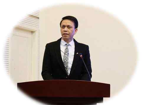 终日乾乾与时偕行 “乘创新之风，扬特色之美”——第21期格物讲坛来了！