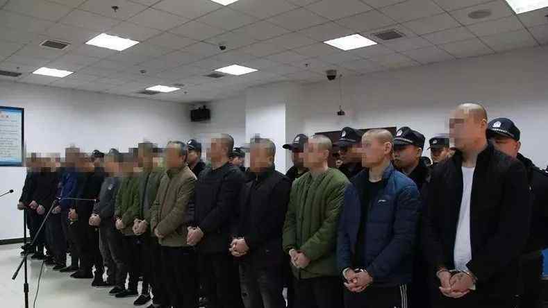 霸州黑社会 2案23人，霸州法院集中宣判黑恶势力犯罪案件