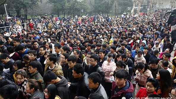 国考炮灰 2020年国考难度堪比考清北，140万人成炮灰，国考因何而热