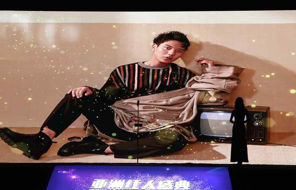 藏族流行歌曲 藏族歌手仁青旺堆获认可，斩获“中国最佳藏族流行歌手”